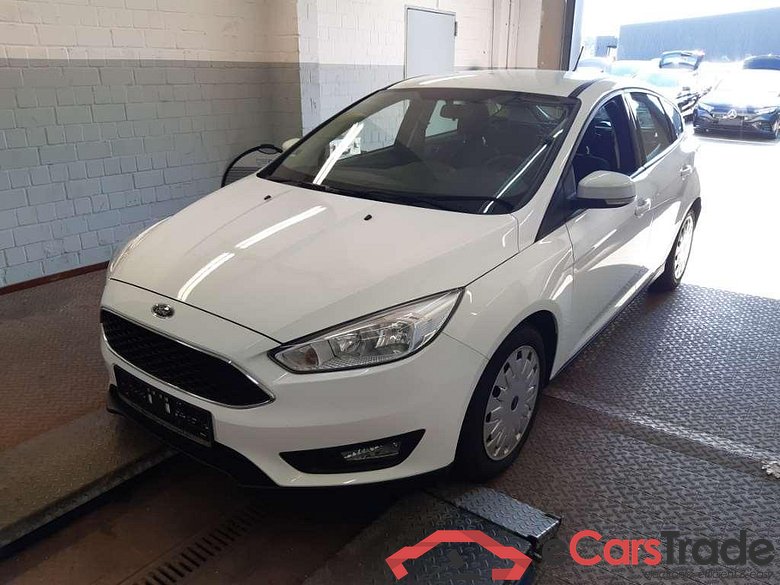 FORD FOCUS 1,5 TDCi 77kW ECOnetic 88g Business E #1