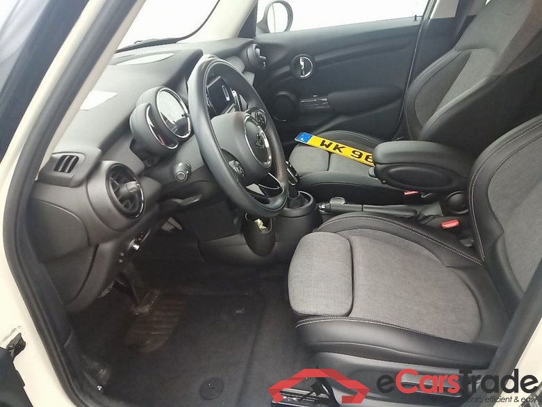 MINI MINI 5 DOORS - 2018 1.5 136 Cooper OPF (EU6d-TEMP) 5d Auto WLTP Co2 145g #3