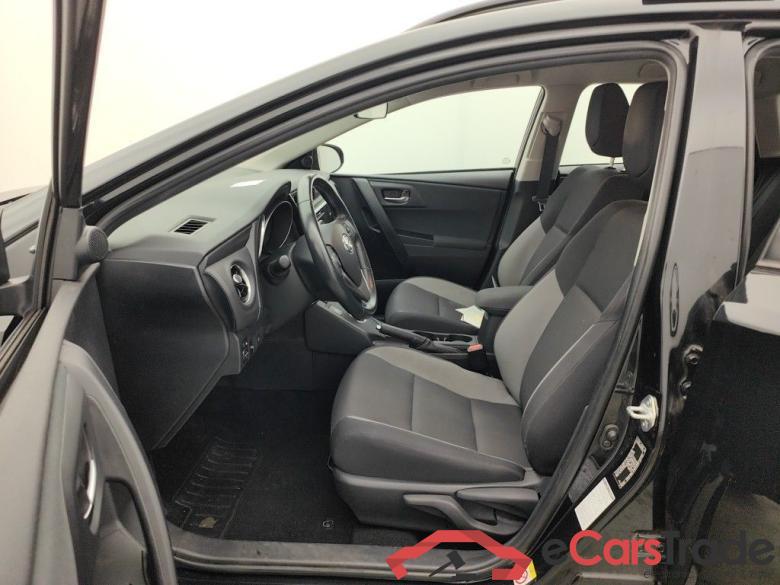 Toyota Auris Touring Sports 1.8 VVT-i Hybrid CVT Business 5d #3