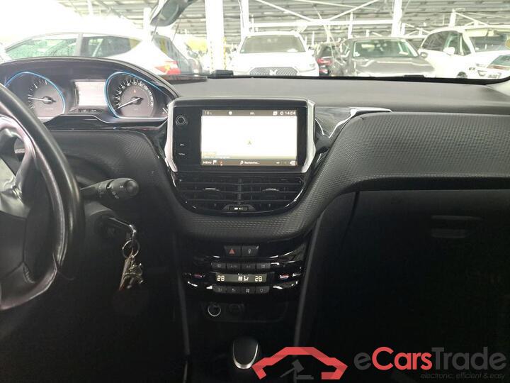 Peugeot 2008 1.5 BlueHDi Allure 120Hp Aut. Navi 1/2 Sport-Leather Klima PDC ... #6