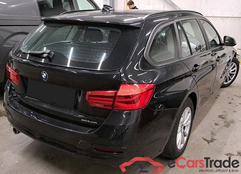BMW 318 d LED-Xenon Navi KeylessGo Klima PDC ... #2