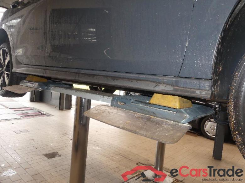 Vw GTE eHybrid Volkswagen Golf GTE 1.4 elektrisch/TSI eHybrid 180kW 6-Gang DSG / #6