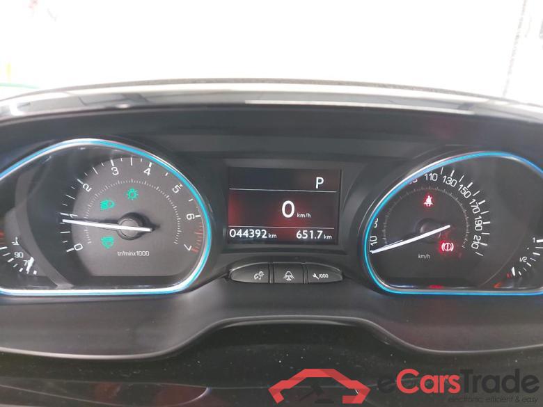 PEUGEOT 2008 5p Crossover Puretech 110 S&S EAT6 ¤6.c Allure Busine #6