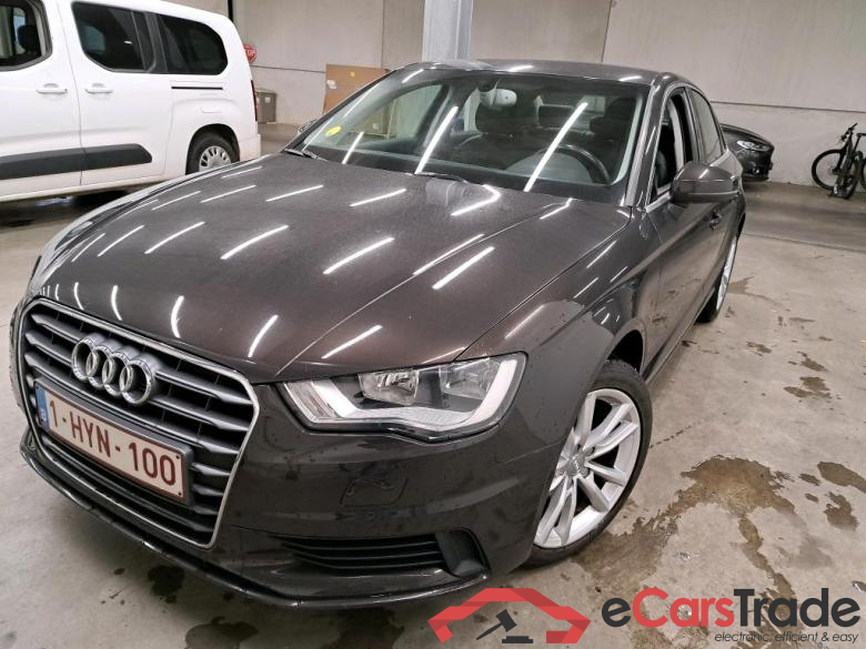 AUDI - A3 BERLINE TDI 105PK Attraction Pack Intuition+ & Lounge