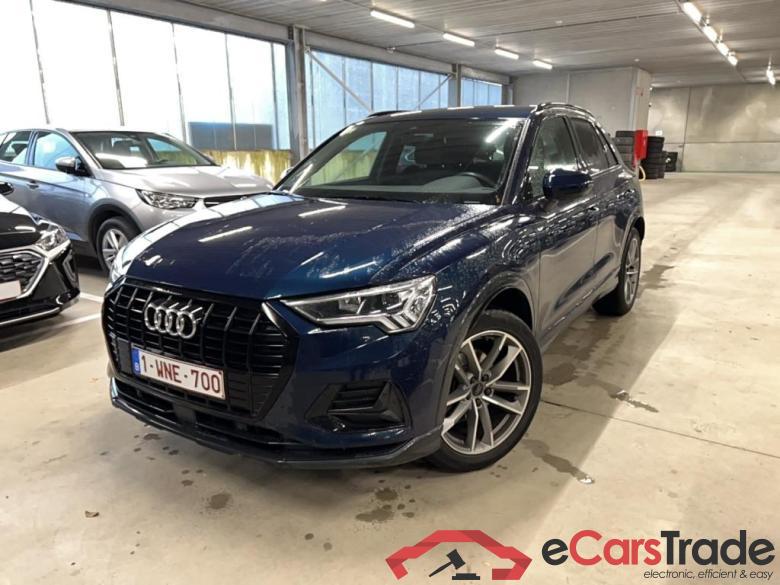 AUDI - Q3 35 TDI 150PK S-Tronic Advanced Pack Platinum & Sport Seats & DAB & Shadow Look #1