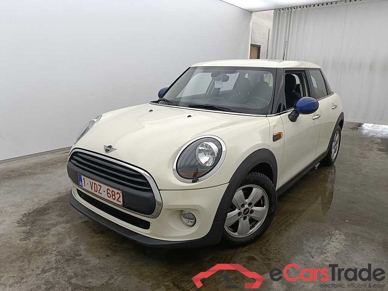 Mini 5 door One Aut. 5d