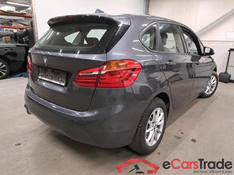 BMW 216 d Active Tourer Navi KeylessGo Klima PDC ... #2