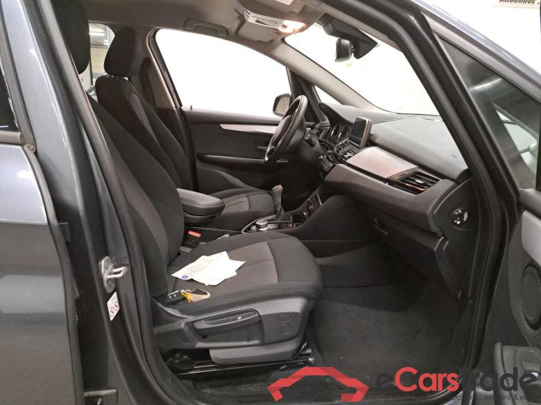 BMW 216 d Active Tourer Navi KeylessGo Klima PDC ... #5