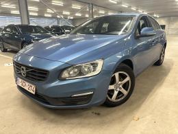 VOLVO - S60 D2 120PK Kinetic Pack Professional & Winter