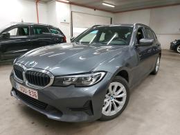 BMW - 3 TOURING 318dA 136PK Advantage Pack Business With Vernasca Heated Sport Seats & Live CockPit Pro & Driving Assistant & Parking Assistant Pack