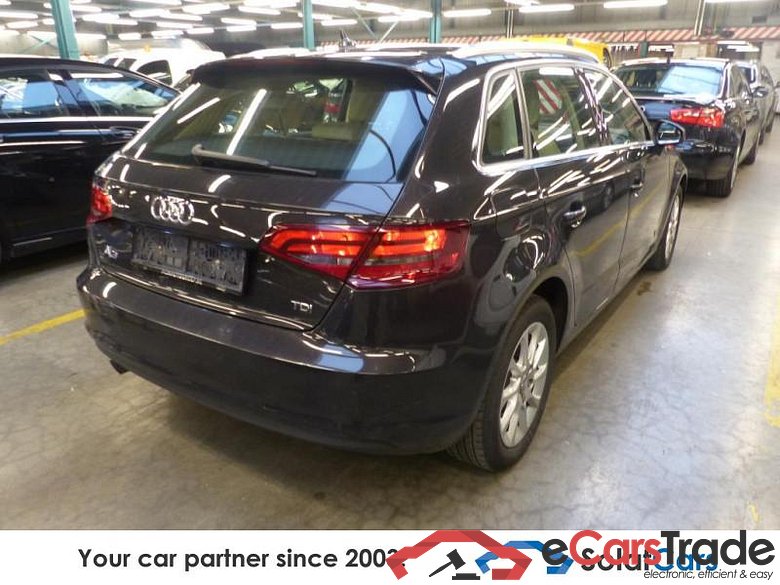 AUDI A3 SPORTBACK 1.6 TDI ATTRACTION 105Hp Pano Navi Leather Klima PDC ... #2