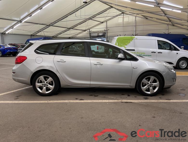 OPEL Astra Sports Tourer 1.7 CDTi ECOTEC Enjoy DPF #6