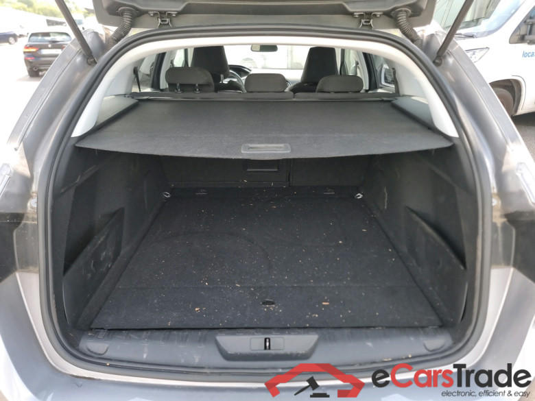 Peugeot 308 SW 1.2 PureTech Allure 130Hp LED-Xenon I-Cockpit Navi Sport-Seats KeylessGo Camera Klima PDC ... #5