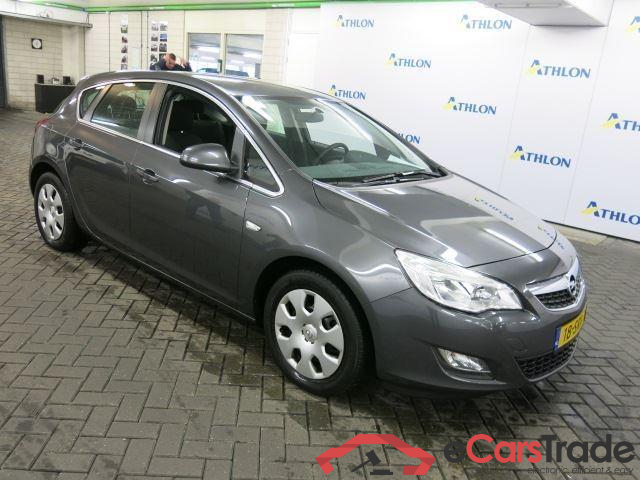 Opel Astra 1.3 CDTI ecoFLEX Start/Stop 70kW Navi Klima PDC Eur5...