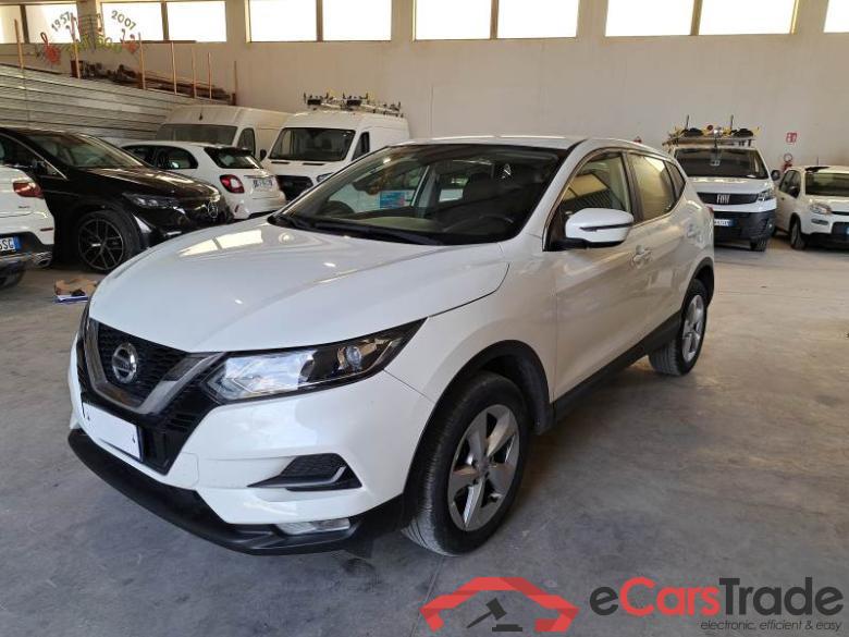 Nissan 47 NISSAN QASHQAI / 2017 / 5P / CROSSOVER 1.5 DCI 115 BUSINESS #1