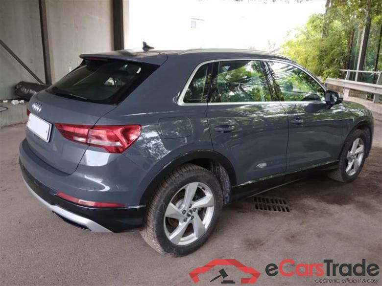 Audi 35BUSAD2020P AUDI Q3 / 2018 / 5P / SUV 35 TDI S TRONIC BUSINESS ADVANCED #2