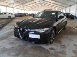 AlfaRomeo 43 ALFA ROMEO GIULIA / 2016 / 4P / BERLINA 2.2 TURBO AT8 160CV SUPER