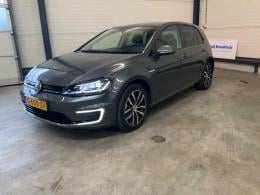 VOLKSWAGEN e-Golf E-DITION