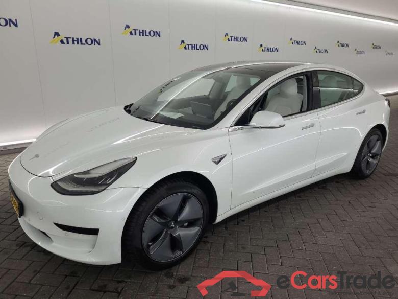 Tesla Model 3 Standard Range Plus RWD 4D 211kW #1