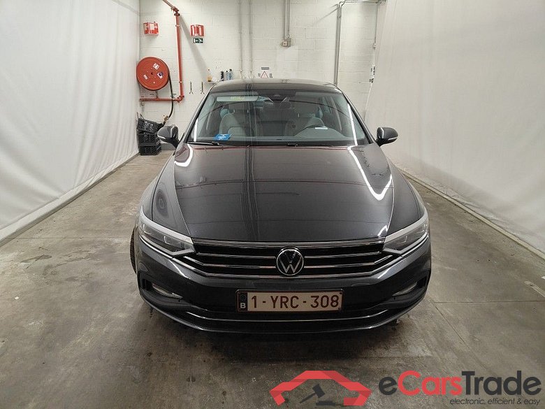 Volkswagen Passat 2.0 TDI 90kW Style Business DSG 4d #1