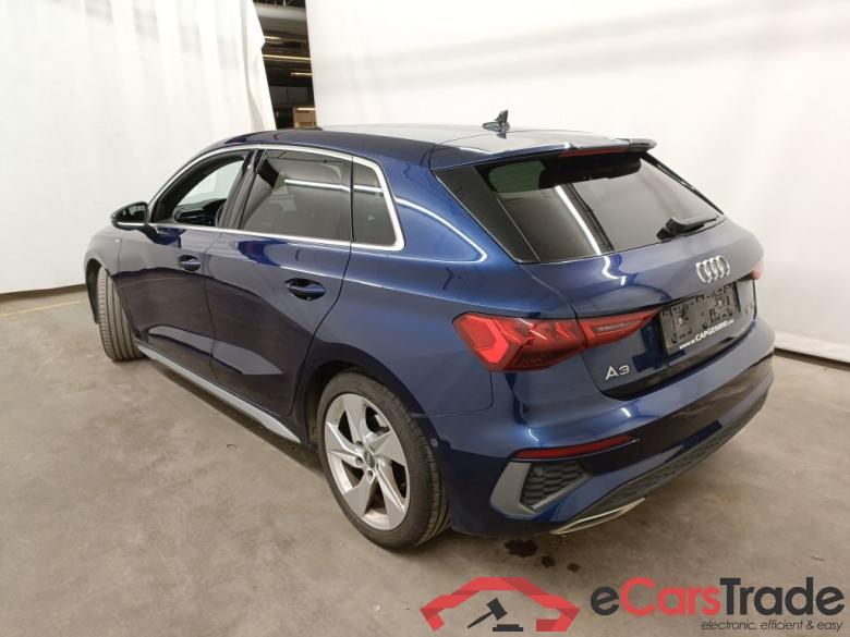Audi A3 Sportback 2.0 35 TDi 110kW S tronic S line 5d #5