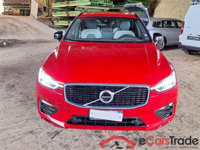 Volvo 163 VOLVO XC60 / 2017 / 5P / SUV B4 D AWD GEARTR. R-DESIGN #6