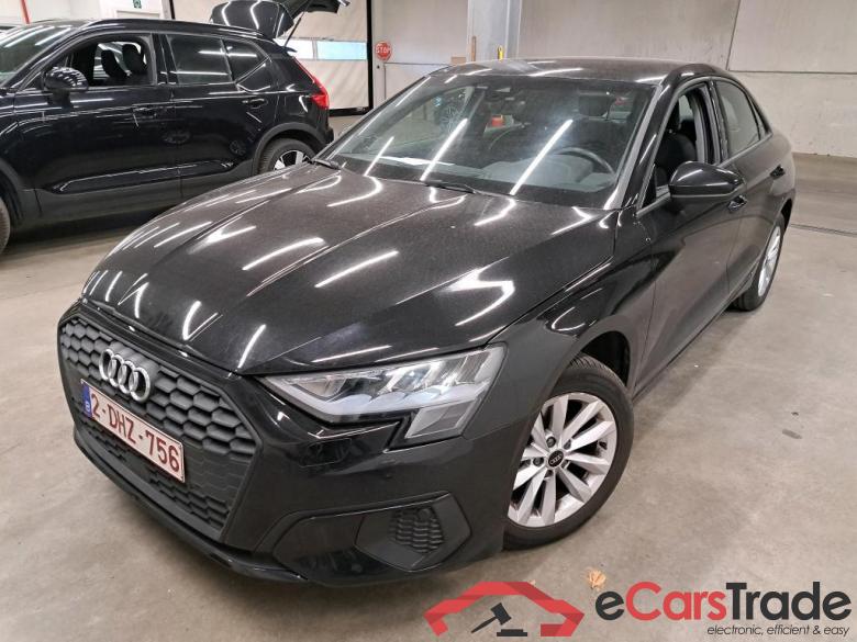 AUDI - AUD A3 BERLINE 30 TDi 116PK Attraction Pack Business #1