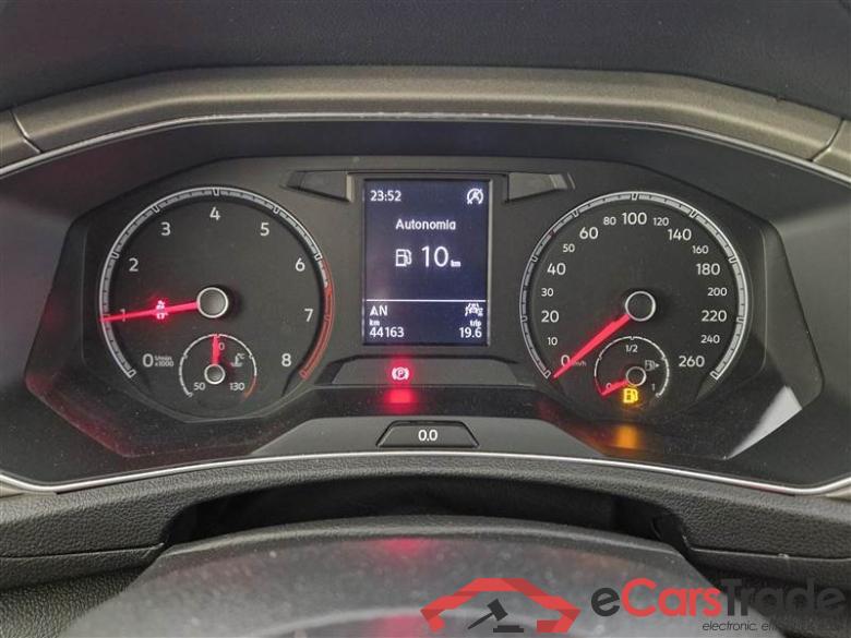 Volkswagen 10 BUS VOLKSWAGEN T-ROC / 2017 / 5P / SUV 1.0 TSI BUSINESS #4