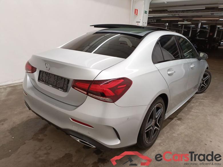 Mercedes-Benz A-Klasse Limousine A 180 d DCT Business Solution 4d #3