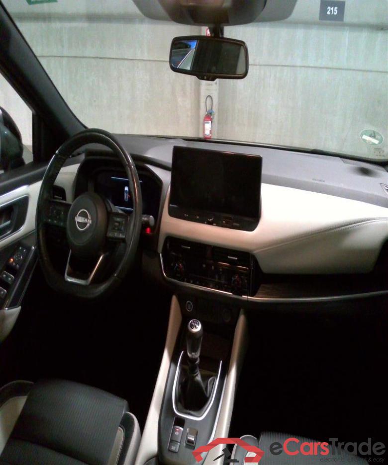 QASHQAI MY22 Mild-Hybrid 140  2WD Tekna  Two Tone   Design Pack  Cold Pack        #5