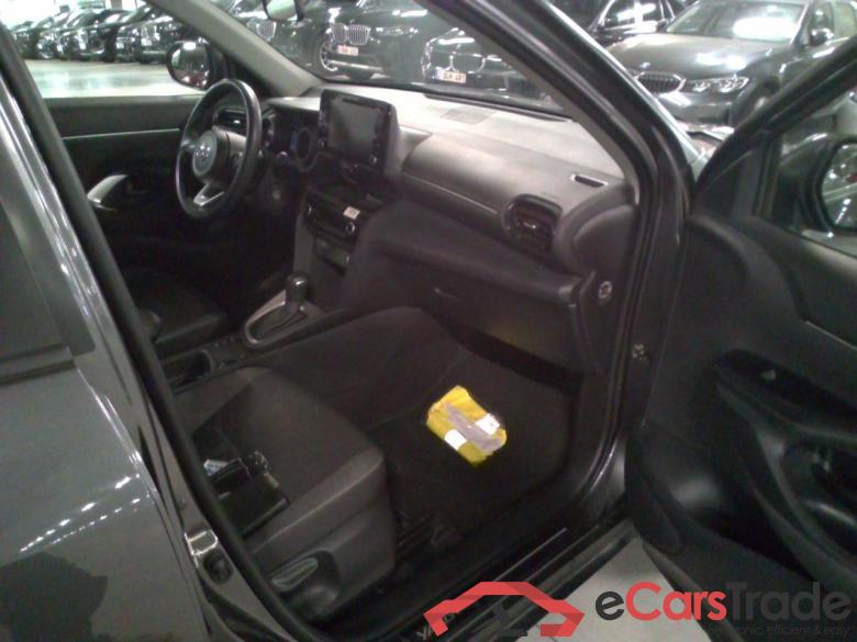 Yaris Cross 1,5 HEV 2WD Dynamic #5