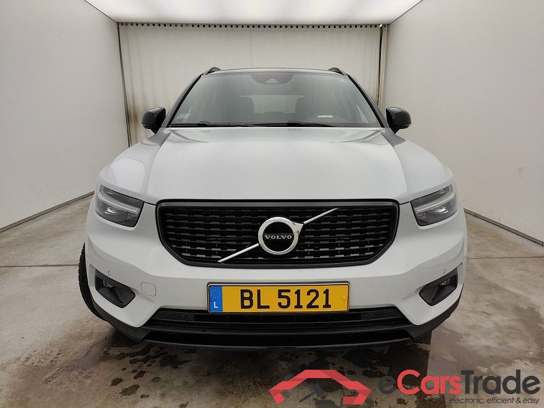 VOLVO XC40 1.5 T4 129 PHEV R-Design 5d #1
