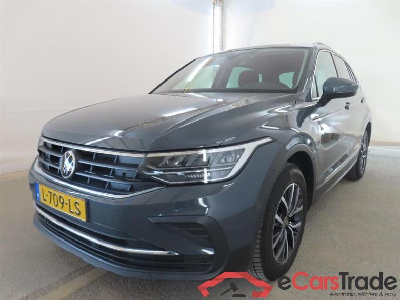 VOLKSWAGEN Tiguan 2.0 TDI Life Bns #1