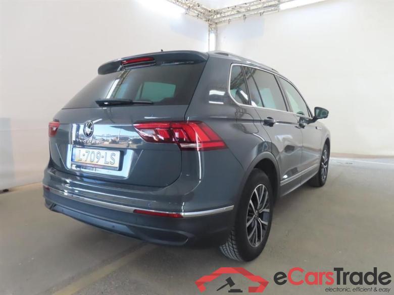 VOLKSWAGEN Tiguan 2.0 TDI Life Bns #2