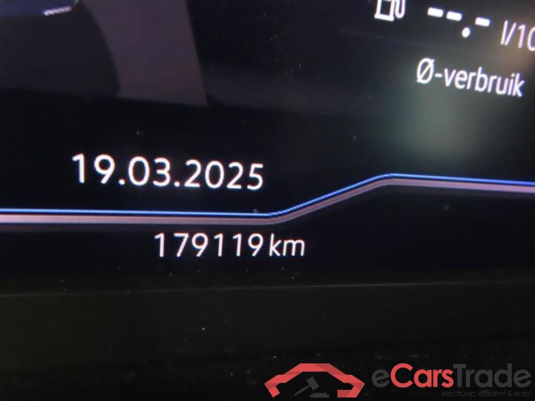 VOLKSWAGEN Tiguan 2.0 TDI Life Bns #4
