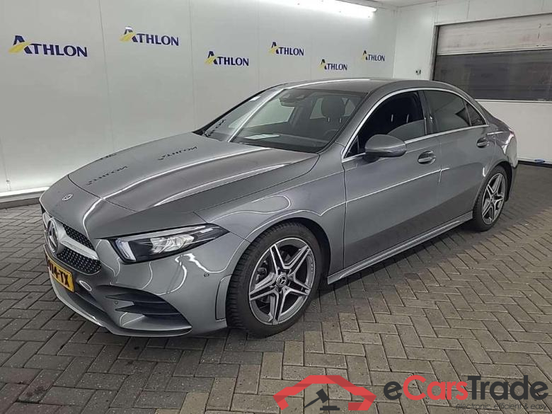 MERCEDES-BENZ A-Klasse Limousine A 200 7G-DCT Business Solution AMG 4D 120kW