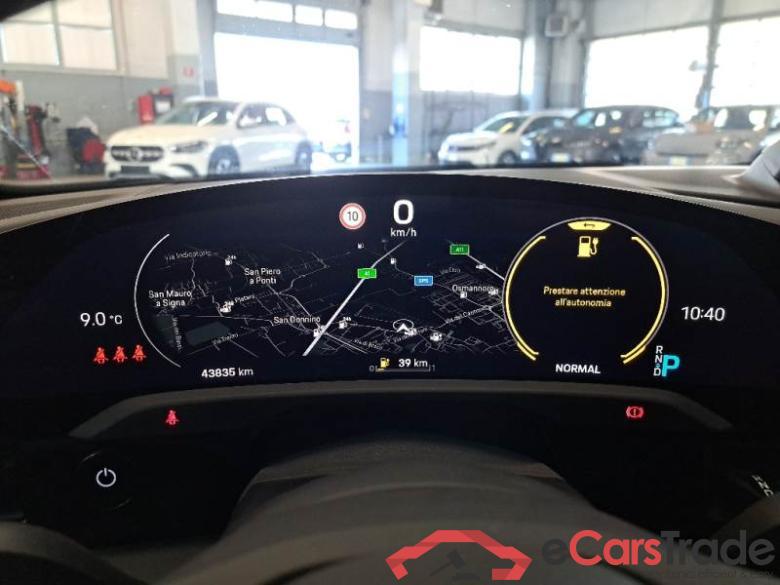 Porsche 4S PORSCHE TAYCAN / 2019 / 4P / COUPE 4S #4