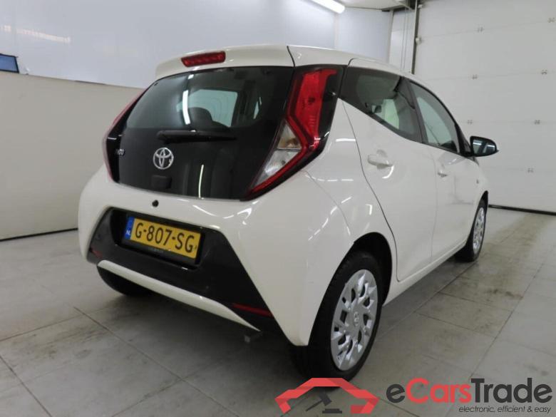 TOYOTA Aygo 1.0 VVT-i x-play ltd #4