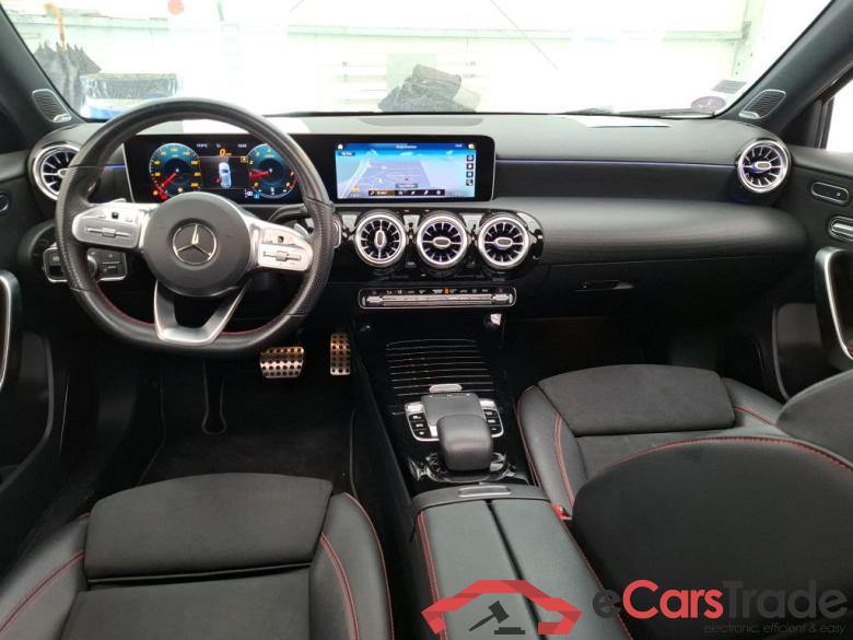 Mercedes A 200 AMG Line 7G-DCT MERCEDES-BENZ Classe A 5p Berline A 200 AMG Line 7G-DCT #5