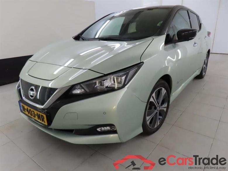 NISSAN Leaf Tekna 40 kWh #1