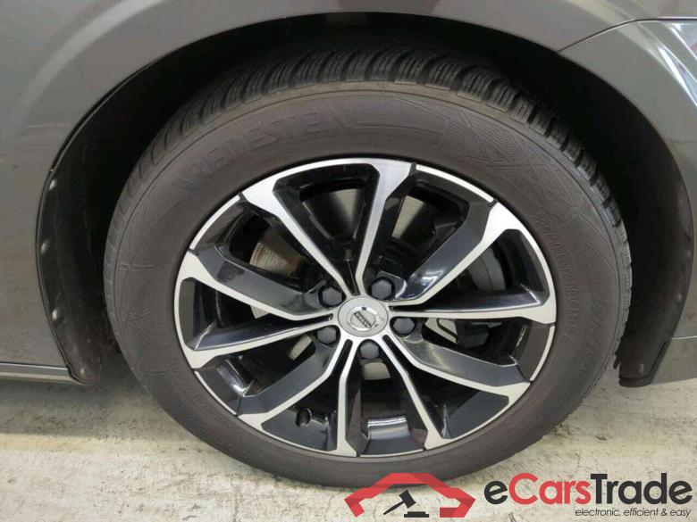 VOLVO V60 2.0 B3 Momentum #4
