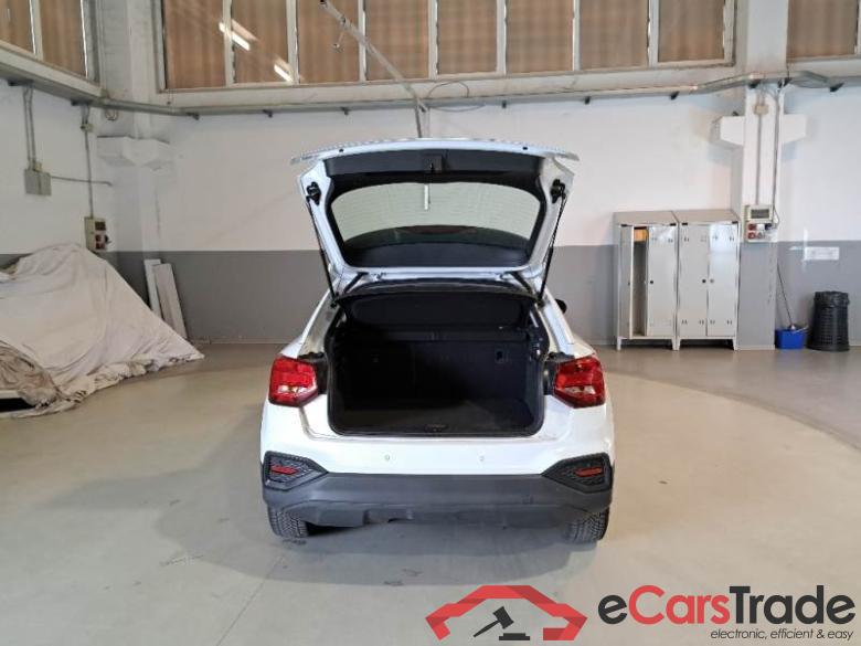 Audi 9 AUDI Q2 / 2020 / 5P / SUV 1.5 35 TFSI BUSINESS S TRONIC #5