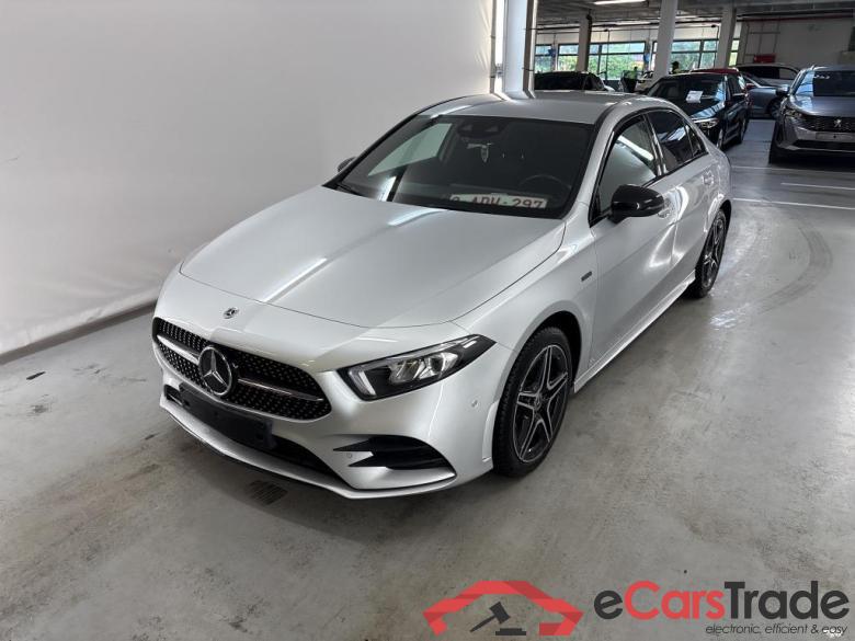 MERCEDES-BENZ A-CLASS LIMOUSINE 1.3 A 250 E BUSINESS SOLUTION DCT #1