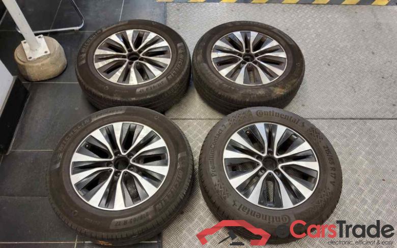 Mercedes-Benz GLA -Klasse (BM 247)(02.2020->) DE - SUV5 GLA 200 d EU6d, d Style (EURO 6d), 2020 - 2023 #5