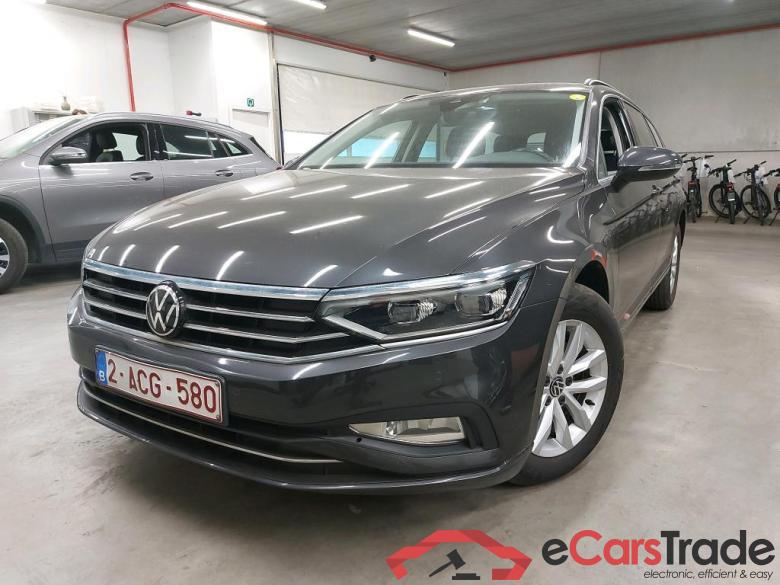 VOLKSWAGEN - VW  PASSAT VARIANT TDI 122PK DSG Style Business & LED Matrix #1