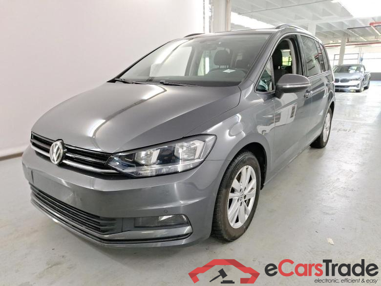 VOLKSWAGEN Touran 1.5 TSI TRENDLINE Business Plus