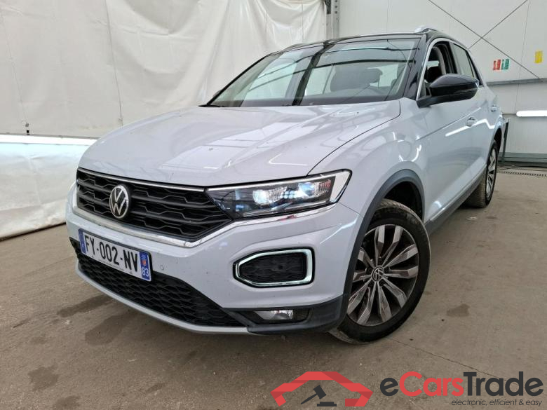 Volkswagen 1.5 TSI 150 EVO CARAT DSG7 VOLKSWAGEN T-Roc / 2017 / 5P / SUV 1.5 TSI 150 EVO CARAT DSG7