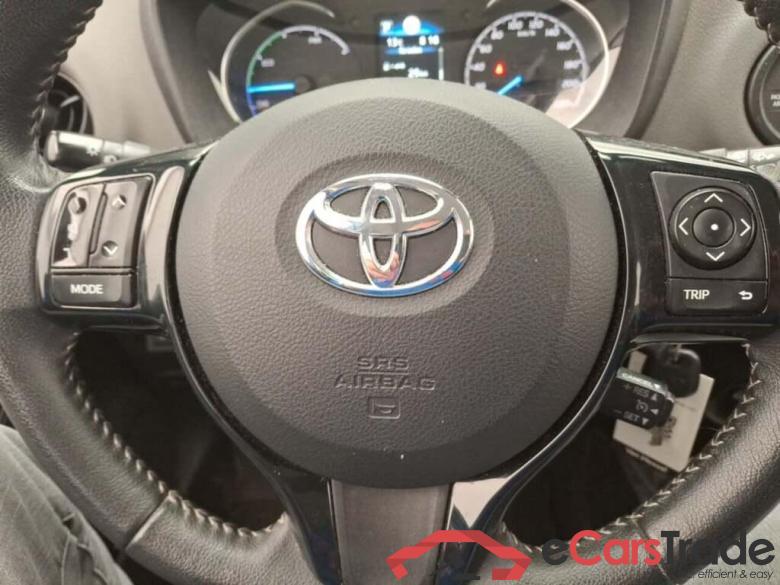 TOYOTA Yaris 1.5 Hybrid Active CVT #5