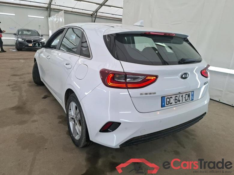 Kia  KIA ceed 5p Berline 1.6 CRDI 136 ISG ACTIVE #2
