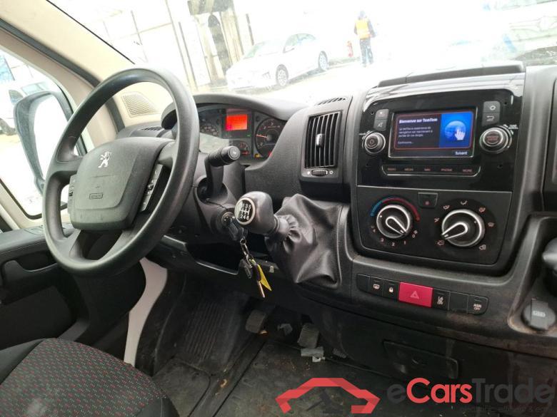 Peugeot BlueHDi 120 S&S ASPHALT 330 L1H1 PEUGEOT Boxer / 2014 / 4P / Fourgon tôlé BlueHDi 120 S&S ASPHALT 330 L1H1 #5